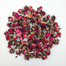 Бутоны розы красные